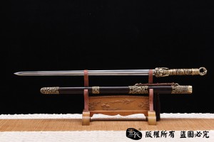 百炼钢龙王剑