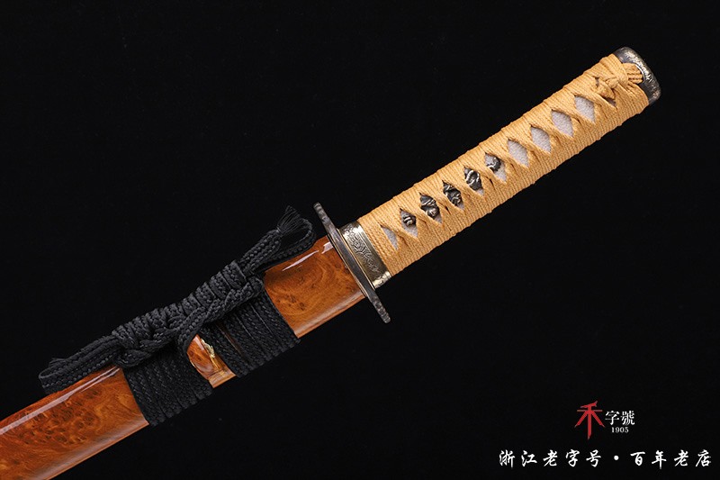 26寸銅装鋒鋼超鏡面武士刀『鏡面紅武士』 古兵器 武具 刀装具 日本刀  居合刀 预订C 高亮度镜面工艺锋钢武士刀《金蛇镜面打刀》 高性能锋钢锻